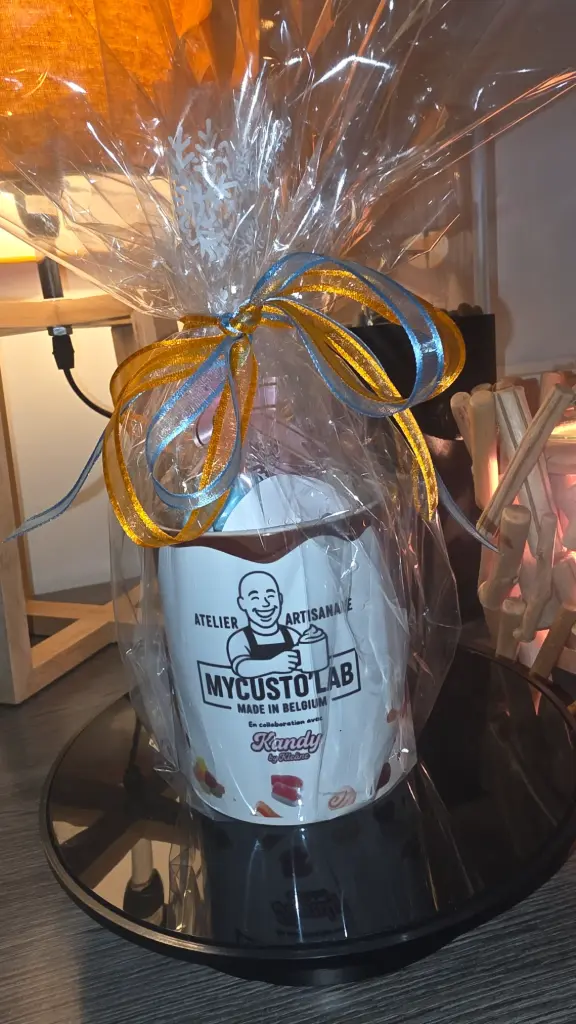 🎉 NOUVEAUTÉ – Les Mugs Bonbons MYCUSTO’LAB X Kandy by Kleane ! 🍭☕